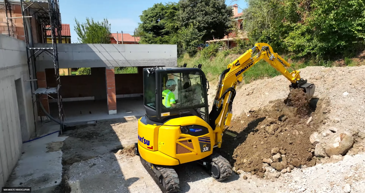 Gama de utilaje electrice de la Komatsu