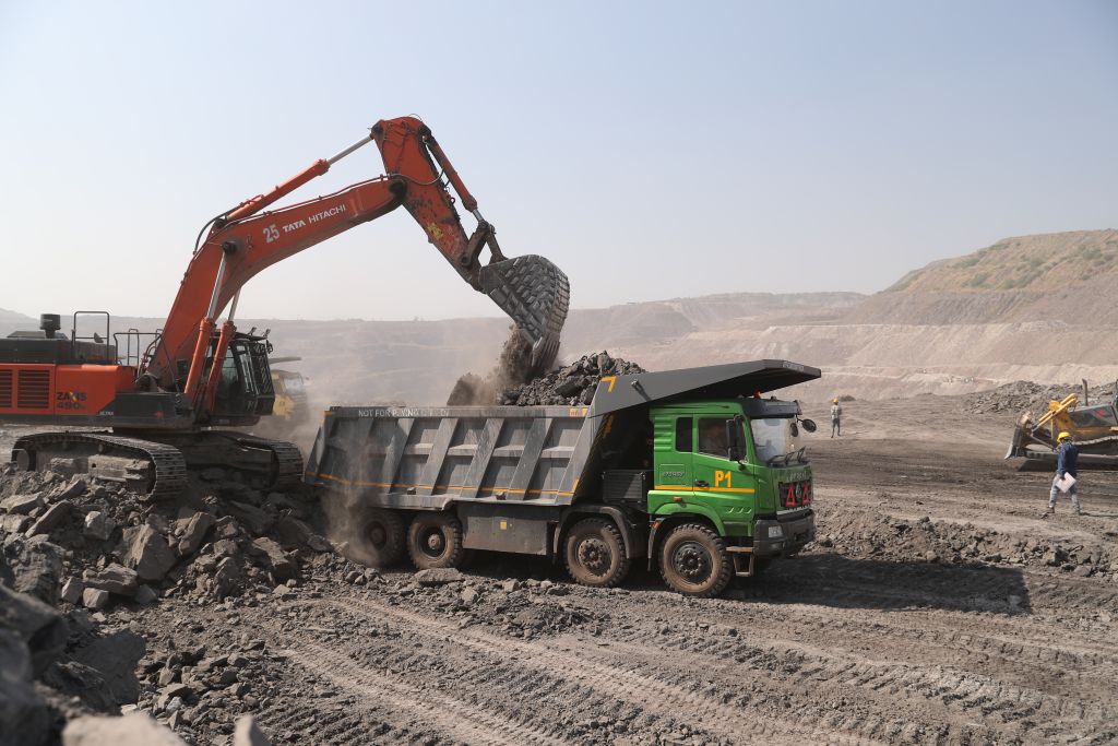 BAUMASCHINEN WEST propune o gamă completă de dumpere electrice Propel pentru cele mai grele șantiere