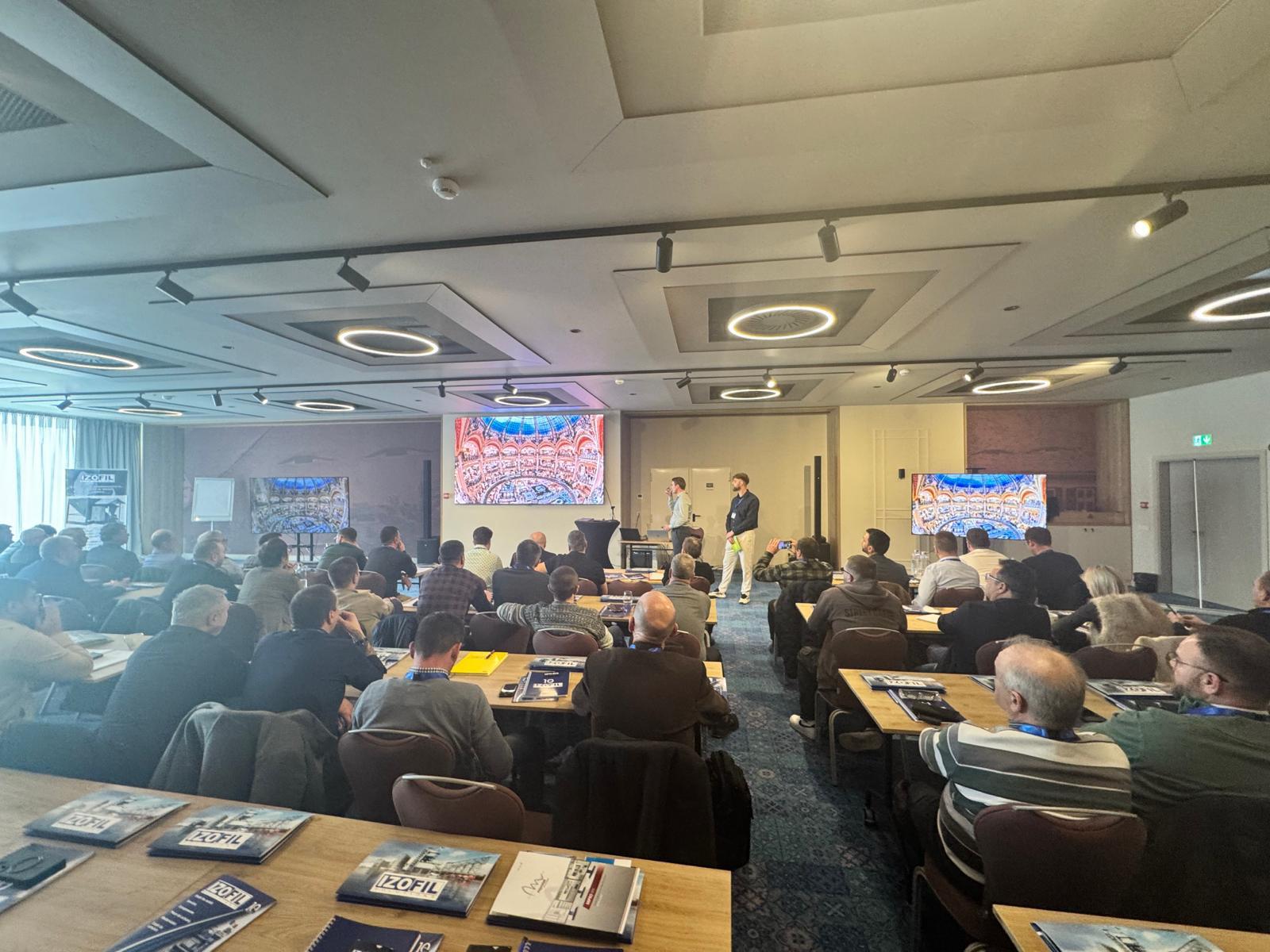 Reciclare și eficiență energetică în producția mixturilor asfaltice – Simpozionul Izofil Solutions 2026